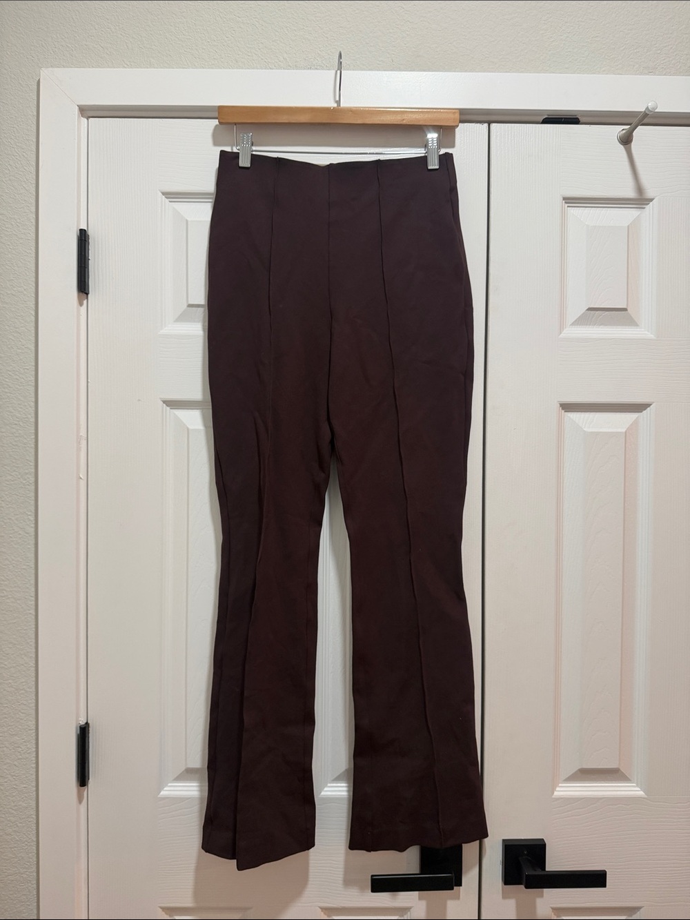 Spanx Brown Pull On Pants Size Medium